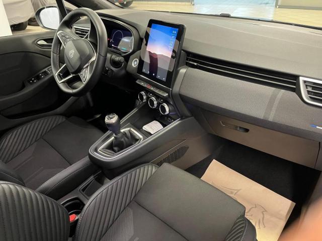Renault Clio image 8