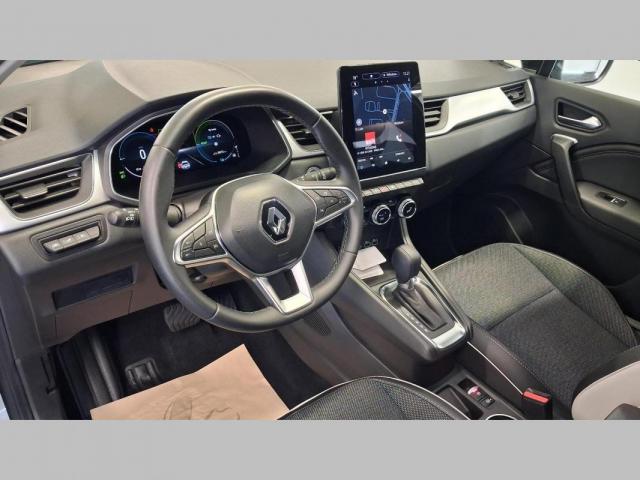 Renault Captur image 8