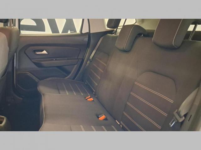 Dacia Duster image 4