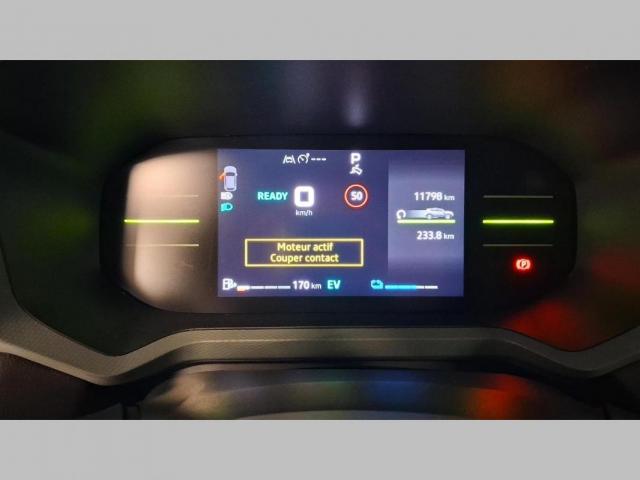 Dacia Duster image 1