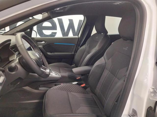 Renault Captur image 1