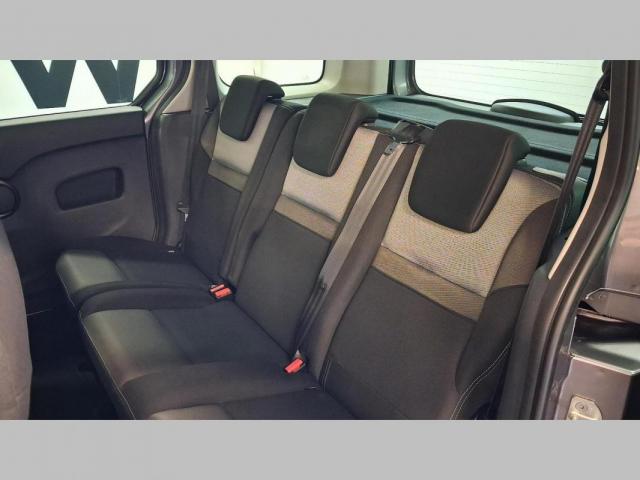 Renault Kangoo image 9