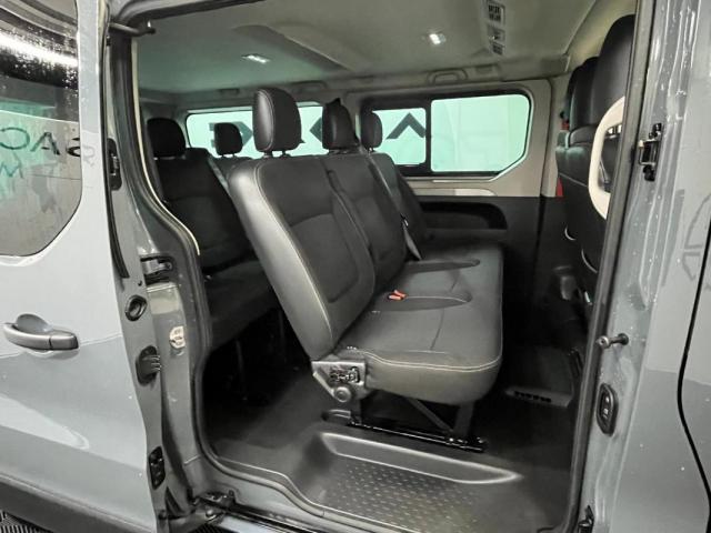 Renault Trafic image 8
