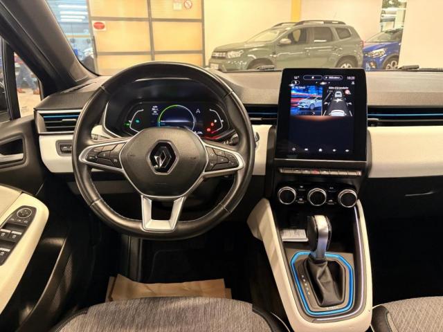 Renault Clio image 2