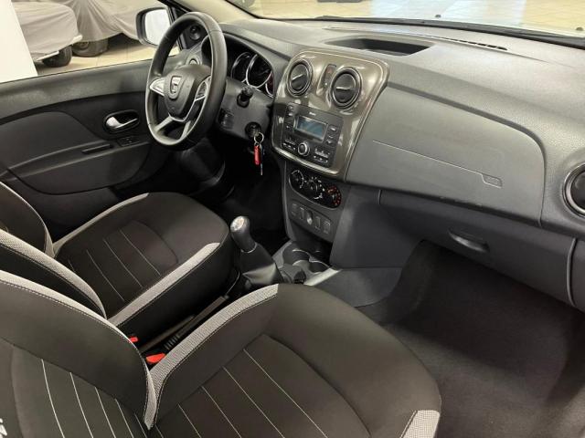 Dacia Sandero image 2