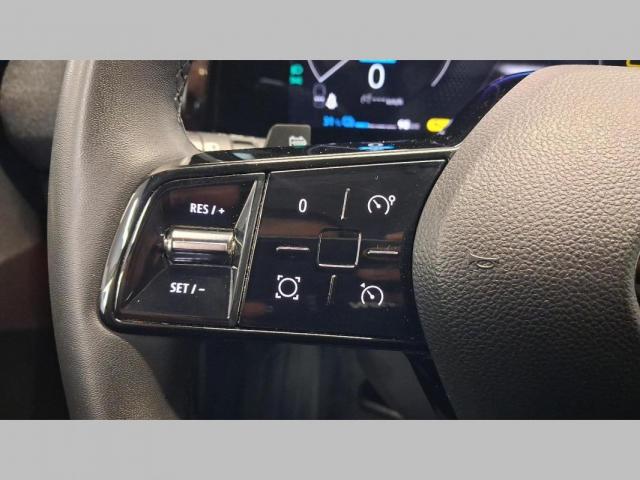 Renault Mégane E-Tech image 2