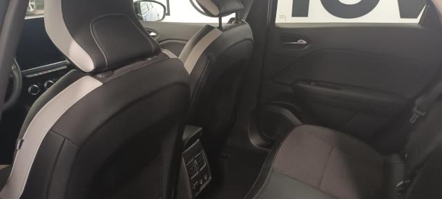 Renault Captur image 8