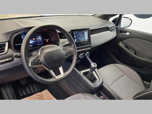 Renault Clio image 6