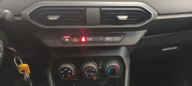 Dacia Sandero image 7