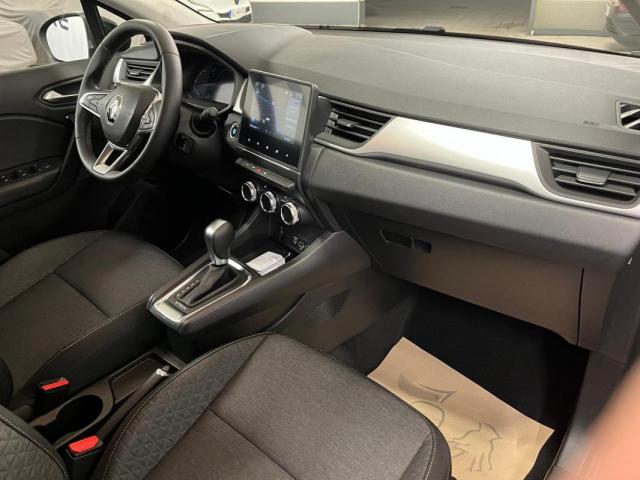 Renault Captur image 2