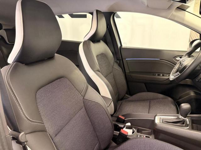 Renault Captur image 9