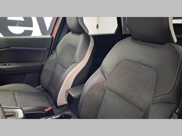 Renault Captur image 9