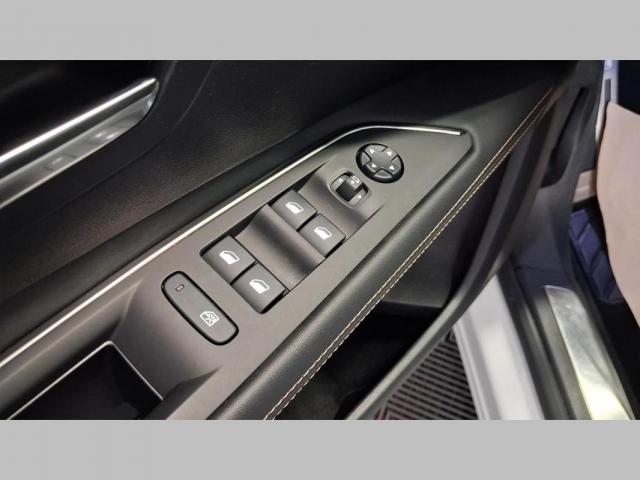 Peugeot 3008 image 9