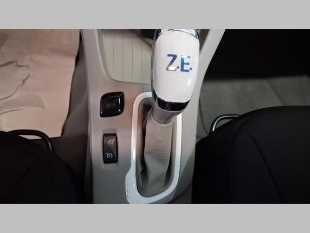 Renault Zoe image 8