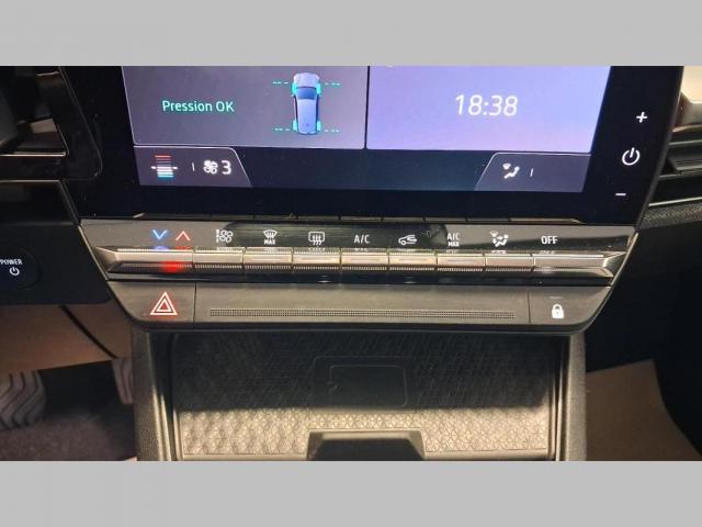 Renault Mégane E-Tech image 7