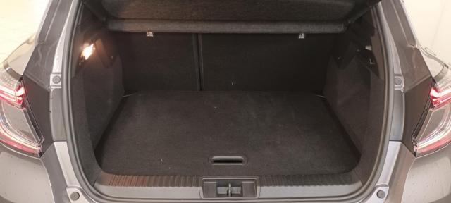 Renault Captur image 1