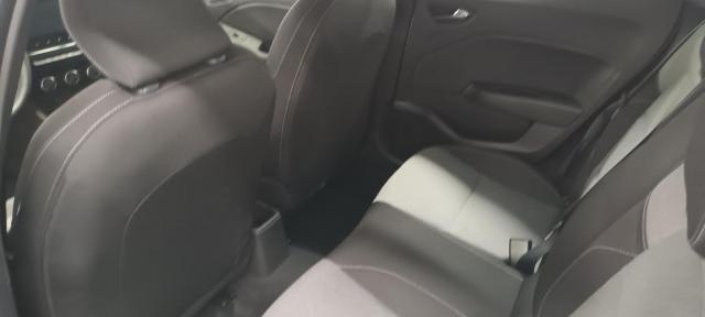 Renault Clio image 4