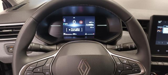 Renault Clio image 2