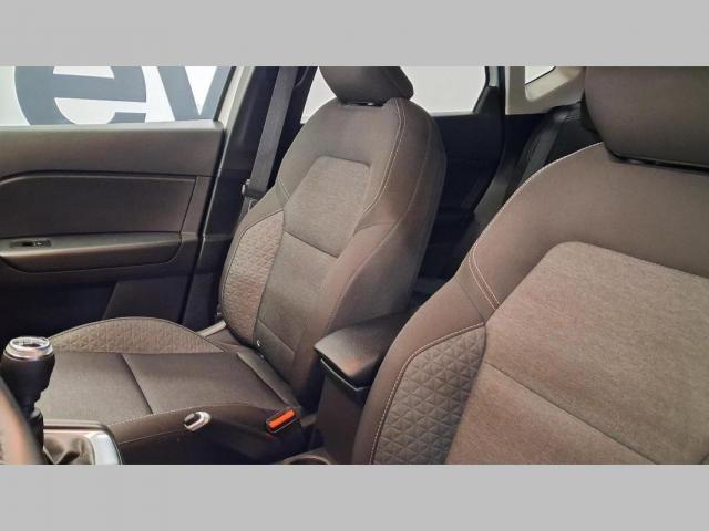 Renault Captur image 1