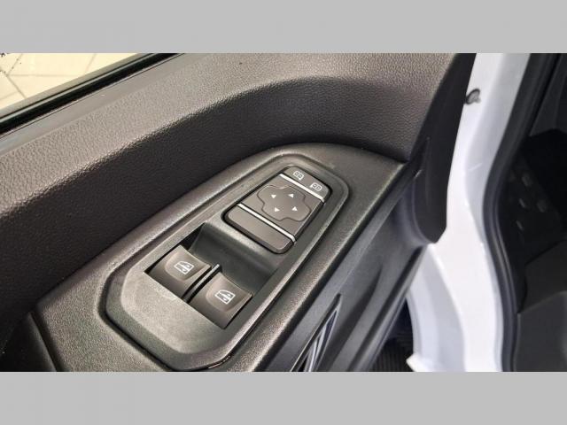 Renault Trafic image 8