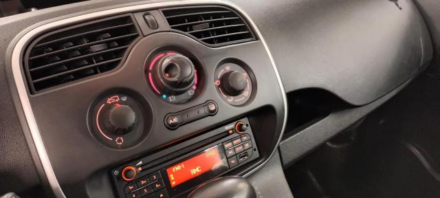 Renault Kangoo Express image 9