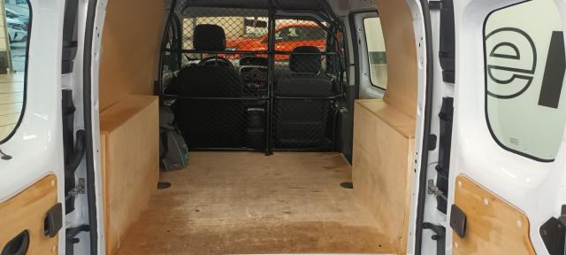 Renault Kangoo Express image 2