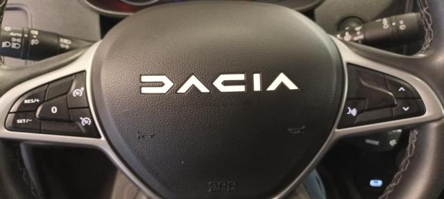 Dacia Duster image 1