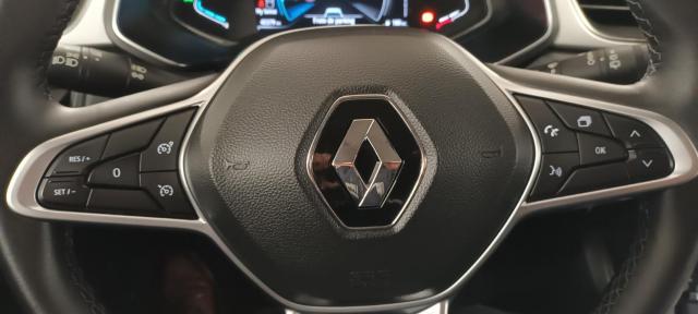 Renault Captur image 1