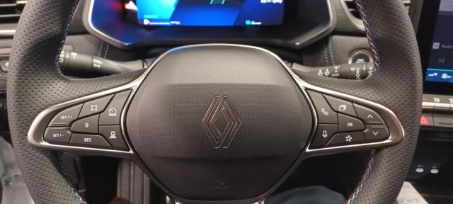 Renault Symbioz image 5