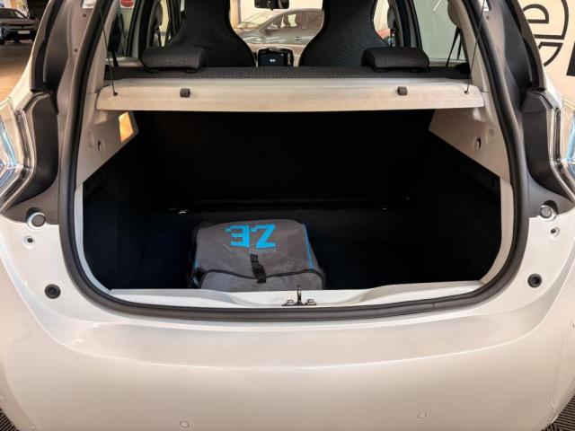 Renault Zoe image 8