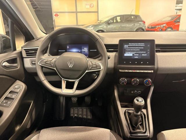Renault Clio image 8
