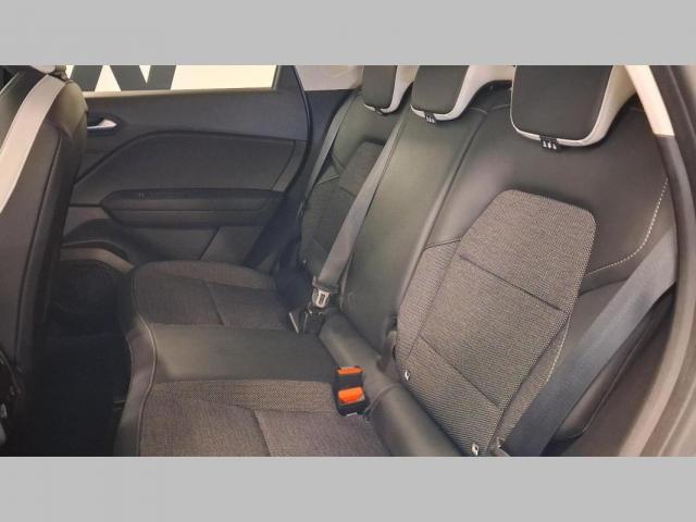 Renault Captur image 7