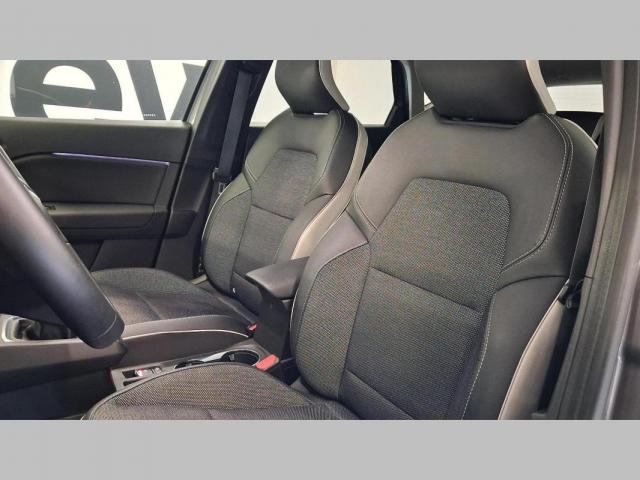 Renault Captur image 2