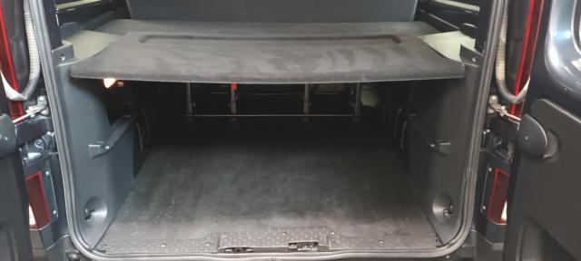 Renault Trafic image 1