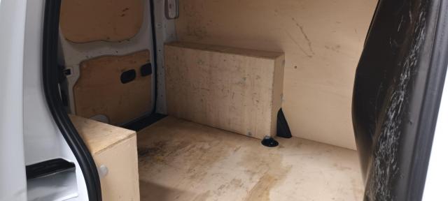 Renault Kangoo Express image 6