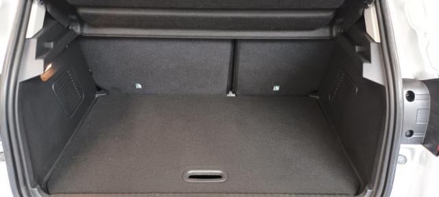 Renault Captur image 2