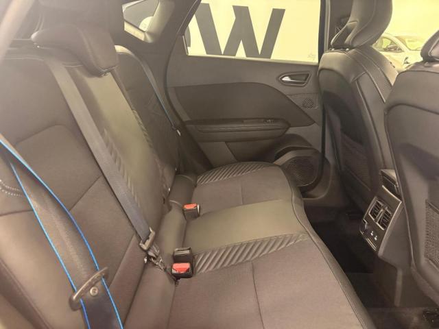 Renault Captur image 8