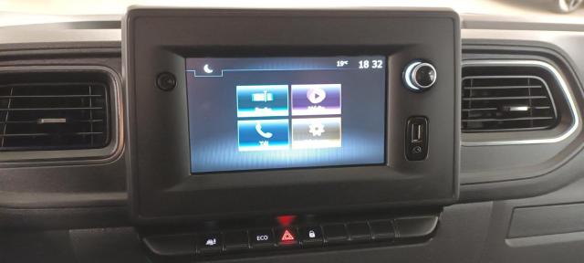 Renault Master image 6