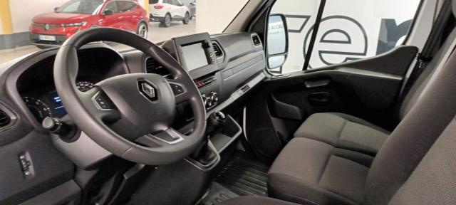 Renault Master image 1