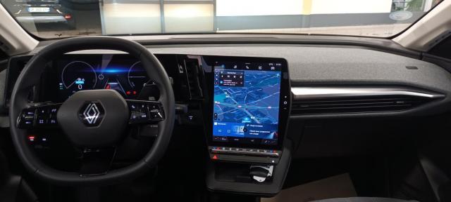 Renault Mégane E-Tech image 9