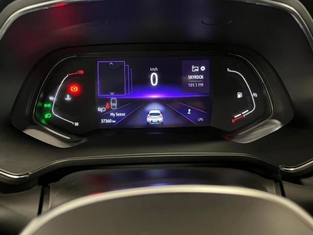 Renault Captur image 1