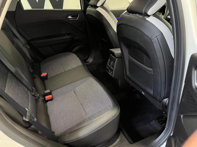 Renault Captur image 7