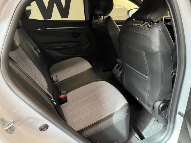 Renault Mégane E-Tech image 6