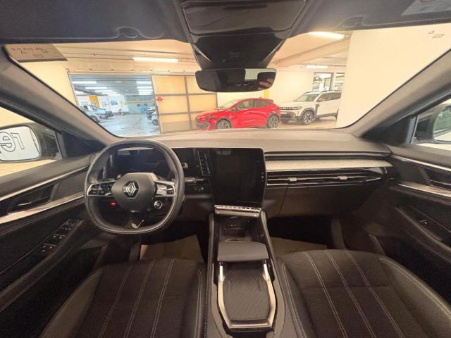 Renault Austral image 2