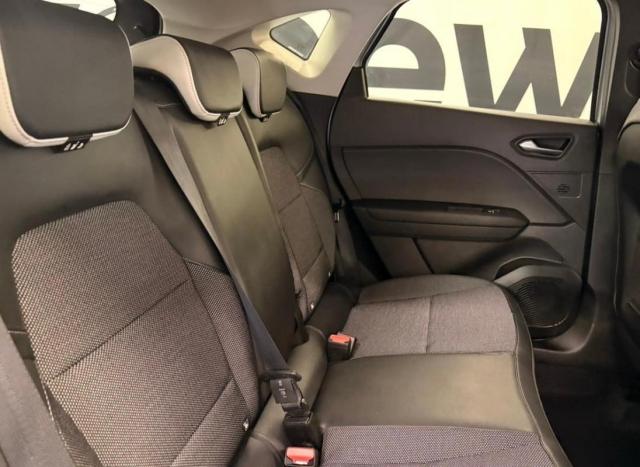 Renault Captur image 7