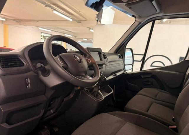 Renault Master image 1