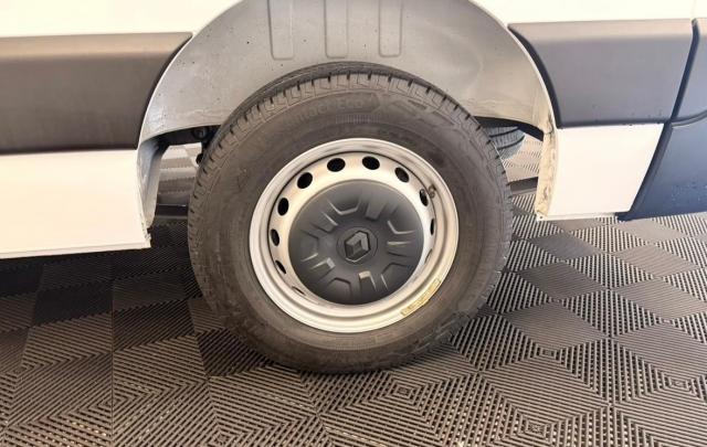 Renault Master image 4