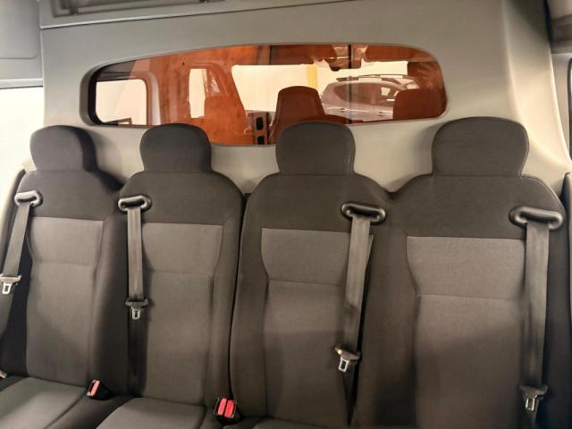 Renault Master image 7