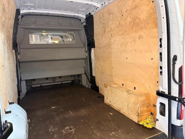 Renault Master image 6