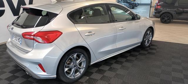 Ford Focus image 6